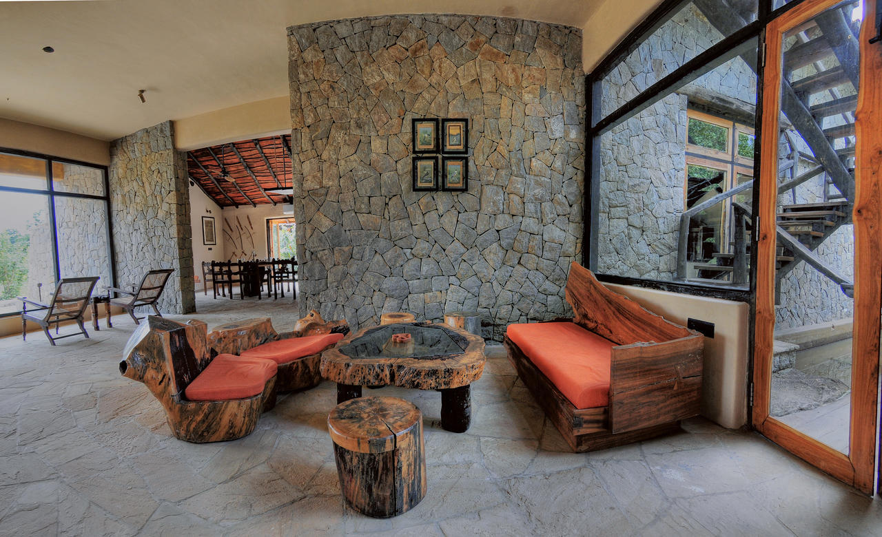 Kanha Earth Lodge Mandlā Exteriér fotografie